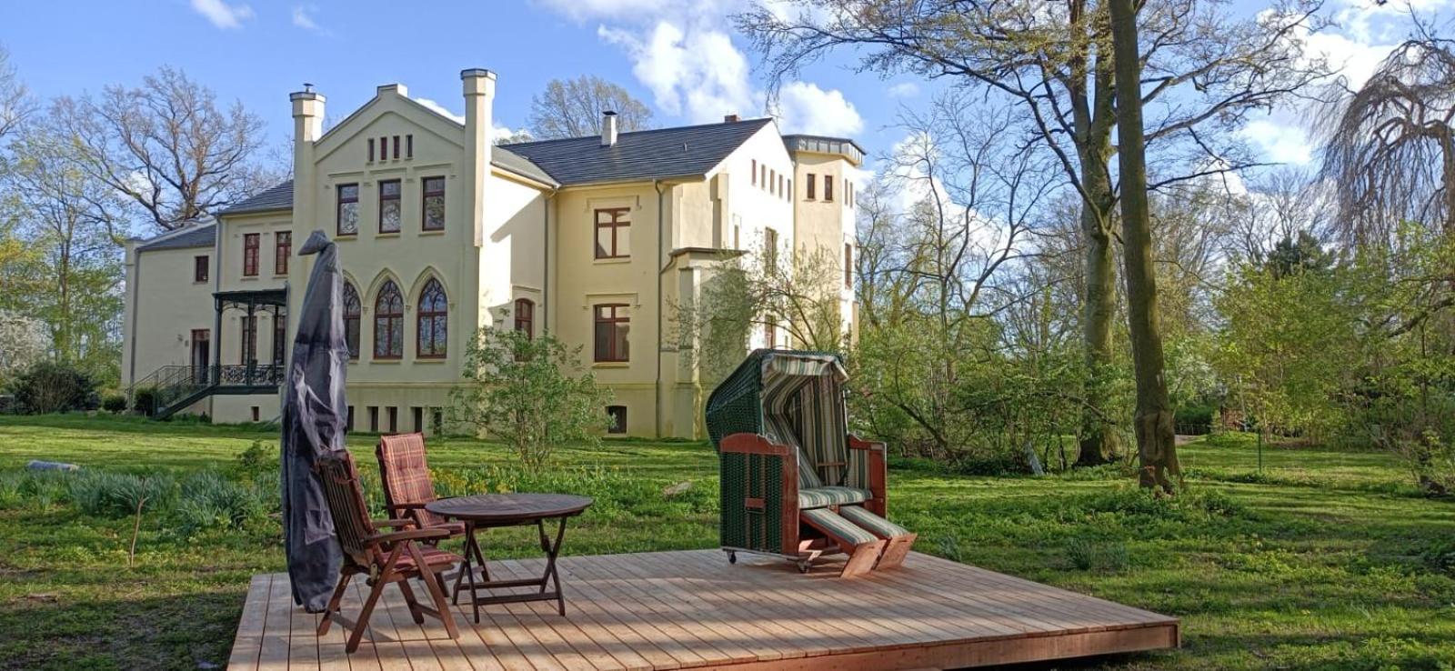 Herrenhaus Harmshagen Testorf-Steinfort Exterior photo
